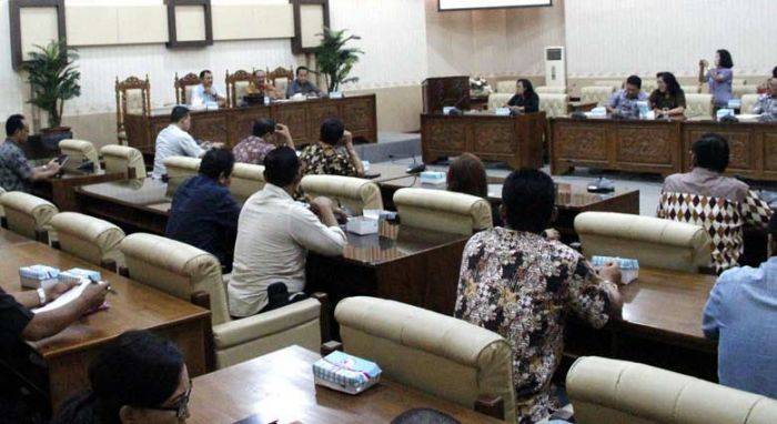 Komisi III DPRD Buleleng Belajar Pergelolaan Dana Hibah dan Bansos ke DPRD Banyuwangi Komisi III DPRD Buleleng Belajar Pergelolaan Dana Hibah dan Bansos ke DPRD Banyuwangi