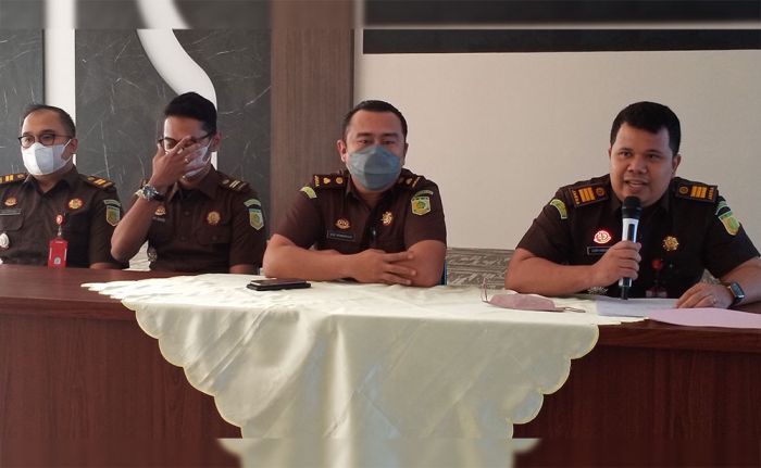 Kejari Terima SPDP Kasus Penistaan Agama Perkawinan Manusia-Kambing dari Polres Tanpa Tersangka Kejari Terima SPDP Kasus Penistaan Agama Perkawinan Manusia-Kambing dari Polres Tanpa Tersangka