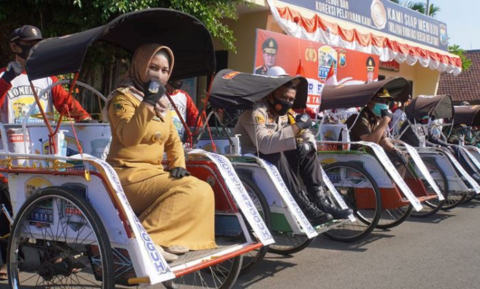 Hadapi New Normal, Ning Ita Resmikan Becak Tangguh Semeru Hadapi New Normal, Ning Ita Resmikan Becak Tangguh Semeru