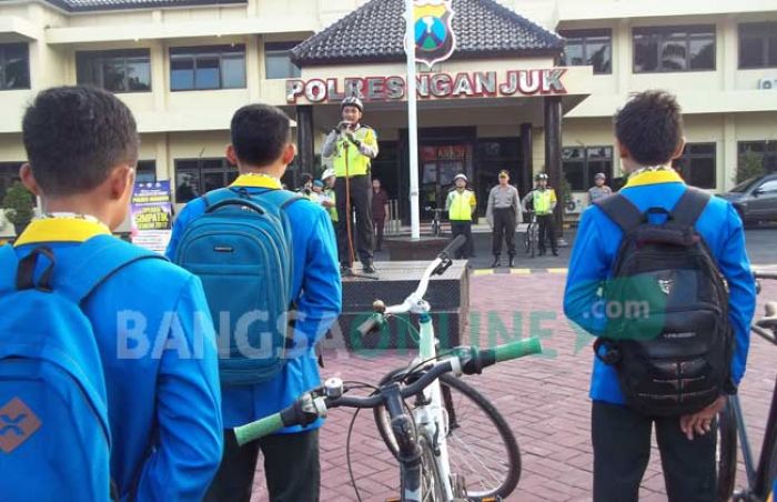 Minimalisir Kecelakaan, Polres Nganjuk Ajak Pelajar Budayakan Gowes