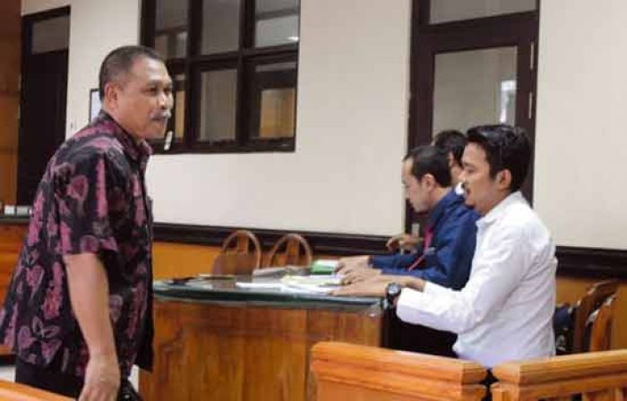 Gugatan TUN Pemecatan Mantan Tiga Direksi PDAM Sidoarjo Diputus Besok Gugatan TUN Pemecatan Mantan Tiga Direksi PDAM Sidoarjo Diputus Besok