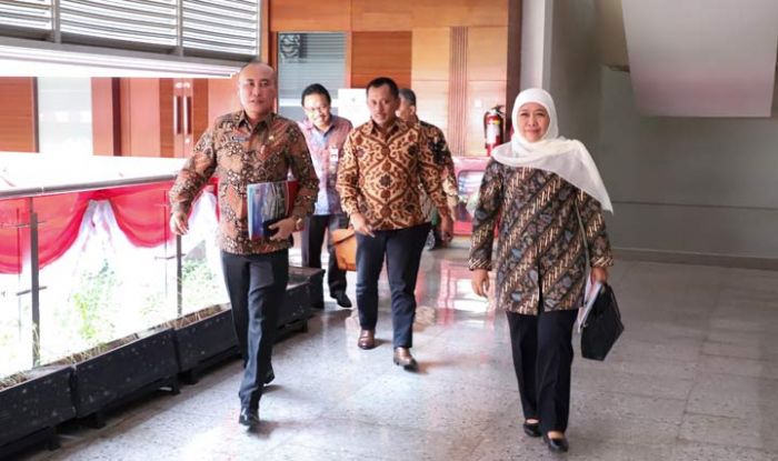 Bupati se-Madura dan Wali Kota Surabaya Jadi Dewan Penasihat BPWS Bupati se-Madura dan Wali Kota Surabaya Jadi Dewan Penasihat BPWS