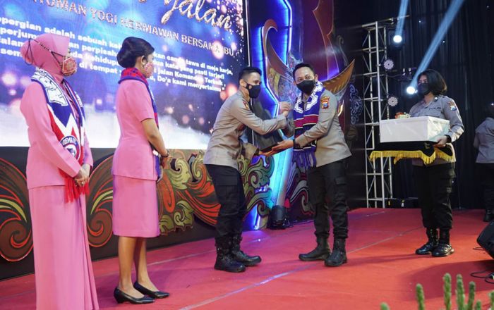 Pemkot Batu Sebut Yogi Hermawan Punya Andil Besar dalam Pencegahan Covid-19 dan PMK Pemkot Batu Sebut Yogi Hermawan Punya Andil Besar dalam Pencegahan Covid-19 dan PMK