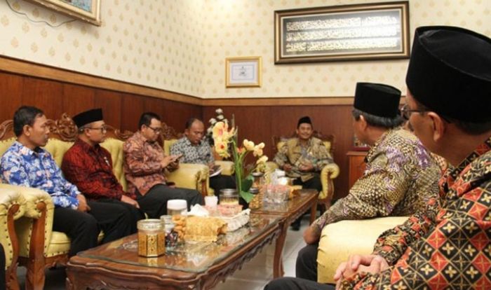 ​Temuan Materi Khilafah di Kediri, Kemenag Jatim Perintahkan Tarik Seluruh Soal Fiqih