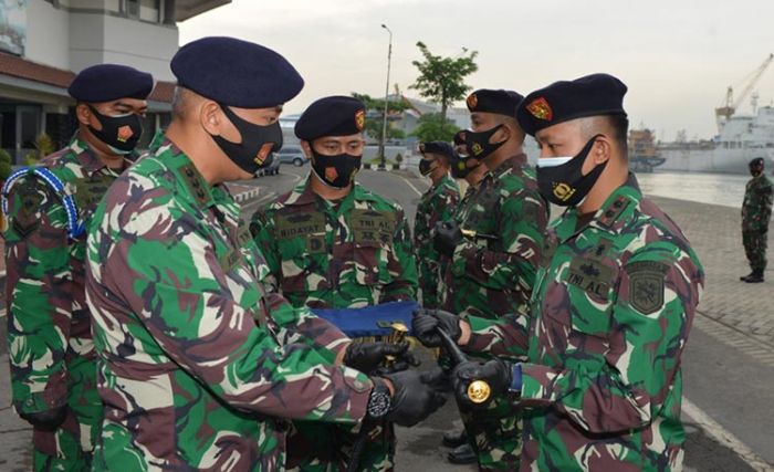 Jabatan Komandan KRI Untung Suropati Diserahterimakan Jabatan Komandan KRI Untung Suropati Diserahterimakan