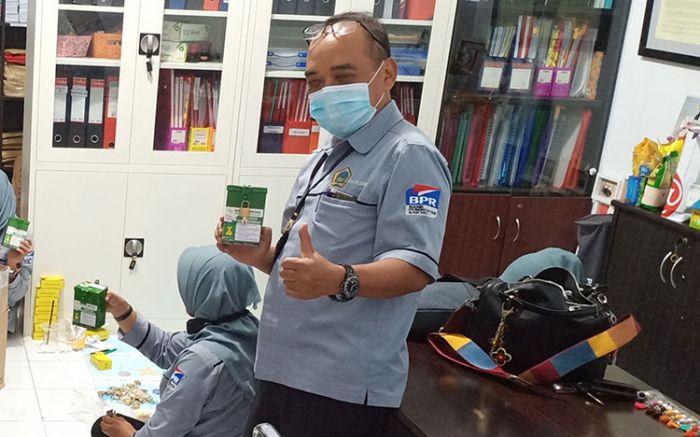 Tarik Minat Nasabah, PD BPR Bank Gresik Segera Luncurkan Program Tabungan Kotak Berkah Tarik Minat Nasabah, PD BPR Bank Gresik Segera Luncurkan Program Tabungan Kotak Berkah