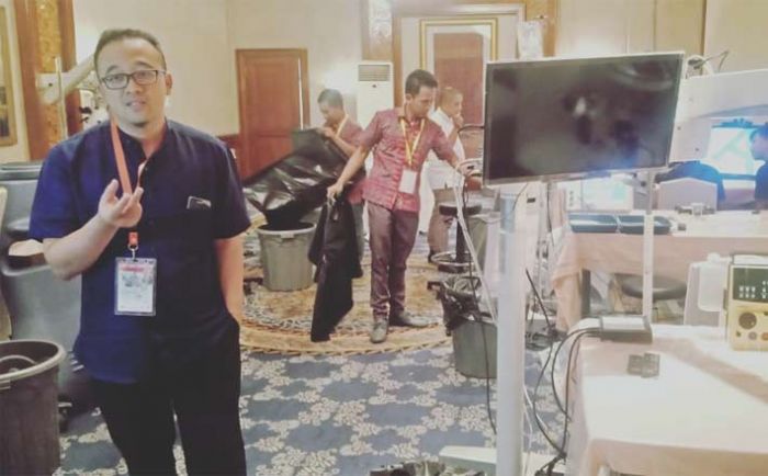 Dokter Habibie: Katarak Penyebab Tertinggi Kebutaan Dokter Habibie: Katarak Penyebab Tertinggi Kebutaan