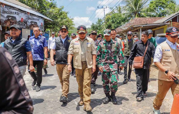 Pj Gubernur Jatim Pastikan Bantuan untuk Korban Gempa di Bawean Terpenuhi