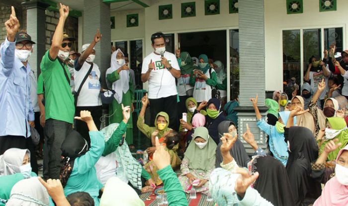 Qosim-Alif Janji Bangun Perguruan Tinggi di Gresik Selatan dan Berikan Uang Pensiun Bagi Guru Swasta