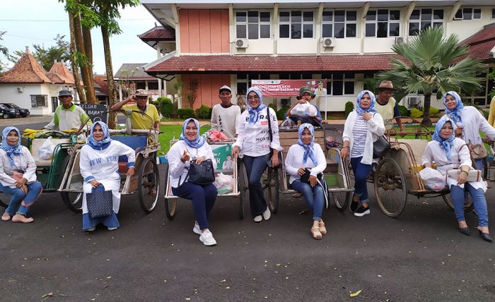 Alumni SMAN 2 Pamekasan Angkatan 1990 Berbagi Paket Sembako untuk Kaum Duafa dan Abang Becak Alumni SMAN 2 Pamekasan Angkatan 1990 Berbagi Paket Sembako untuk Kaum Duafa dan Abang Becak