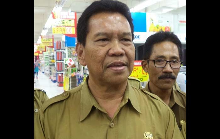 Didampingi 4 Pengacara, Kadinkes Gresik Jalani Pemeriksan Kejaksaan Didampingi 4 Pengacara, Kadinkes Gresik Jalani Pemeriksan Kejaksaan