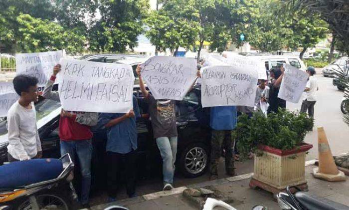 Kantor PBNU Didemo, Tuntut KPK Usut Helmy Faishal Zaini Kantor PBNU Didemo, Tuntut KPK Usut Helmy Faishal Zaini