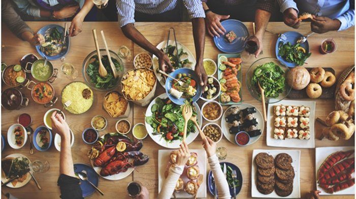 Dosen Gizi Unair Jelaskan 2 Jenis Makanan yang Perlu Dikurangi saat Berbuka Puasa Dosen Gizi Unair Jelaskan 2 Jenis Makanan yang Perlu Dikurangi saat Berbuka Puasa