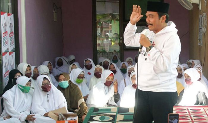 Pilbup Gresik 2020: Qosim-Alif Janjikan Penyediaan Air Bersih dari PDAM Pilbup Gresik 2020: Qosim-Alif Janjikan Penyediaan Air Bersih dari PDAM