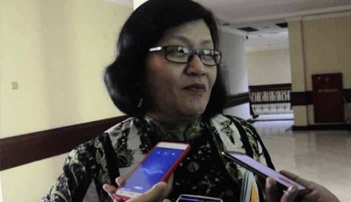 Hindari Obat Palsu, Dinkes Surabaya Rutin Sidak Toko Obat