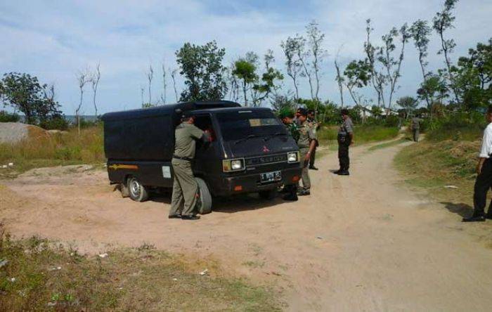 Operasi Tambang Pasir Ilegal di Bancar, Satpol PP Amankan Mobil Pick Up dan 5 Buah Trolli