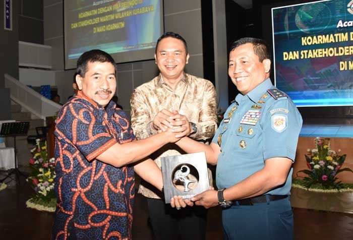 Koarmatim Bangun Sinergitas Bersama Pelindo III dan Stakeholder Maritim Wilayah Surabaya Koarmatim Bangun Sinergitas Bersama Pelindo III dan Stakeholder Maritim Wilayah Surabaya