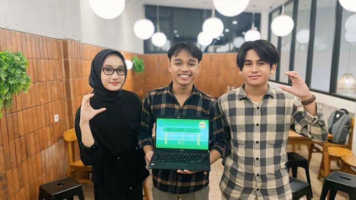 English Check, Platform Belajar Bahasa Inggris Karya Anak Bangsa English Check, Platform Belajar Bahasa Inggris Karya Anak Bangsa