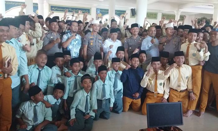 Menyesal, Mantan Teroris Nasir Abbas Testimoni di PP Amanatul Ummah Menyesal, Mantan Teroris Nasir Abbas Testimoni di PP Amanatul Ummah