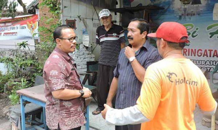 Pengaspalan Rekanan Dinas PU Kota Malang Dikeluhkan Warga Kelurahan Samaan, Siapkan Demo Pengaspalan Rekanan Dinas PU Kota Malang Dikeluhkan Warga Kelurahan Samaan, Siapkan Demo