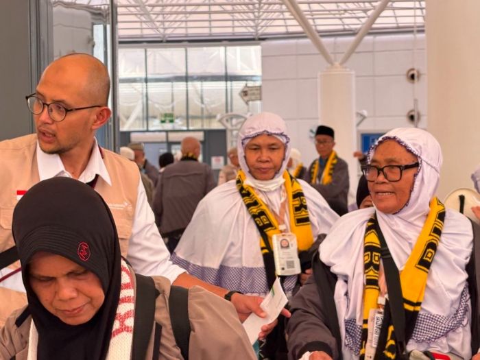 Puluhan Ribu Jemaah Haji Indonesia Dipulangkan, Kemenhaj Ingatkan Larangan Bawa Zamzam di Koper