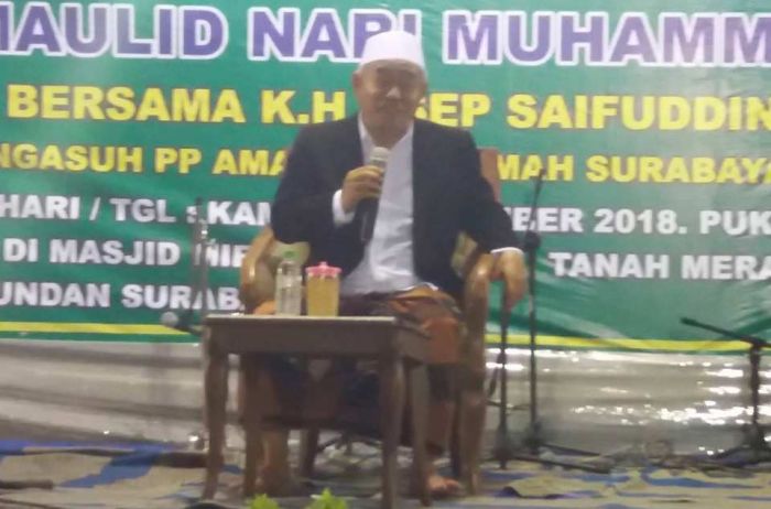Warga Pasundan Banyak Belum Punya Rumah, Kiai Asep Ijazahi Doa Gampang Rezeki Warga Pasundan Banyak Belum Punya Rumah, Kiai Asep Ijazahi Doa Gampang Rezeki