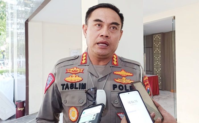 Material STNK Telah Tersedia, Wajib Pajak Bisa Tukarkan Lembar Stempel Merah Tanpa Tunggu 3 Bulan Material STNK Telah Tersedia, Wajib Pajak Bisa Tukarkan Lembar Stempel Merah Tanpa Tunggu 3 Bulan