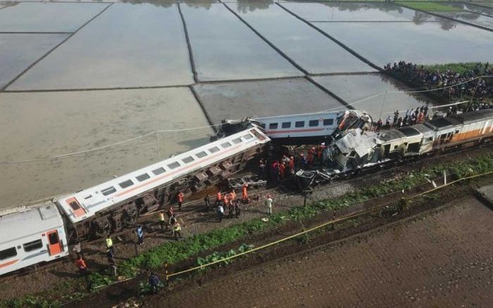 Satu dari Empat Korban Kecelakaan Kereta API Turangga Sudah Teridentifikasi Satu dari Empat Korban Kecelakaan Kereta API Turangga Sudah Teridentifikasi