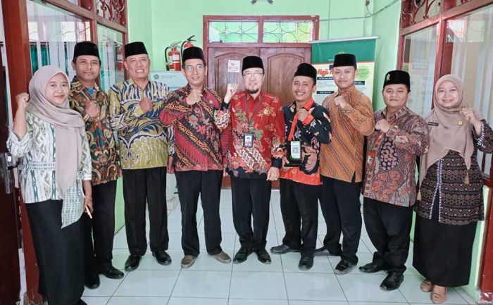 Penyuluh Agama Lamongan yang Ikuti PAI Award Nasional Dapat Motivasi dari Kepala Kemenag Penyuluh Agama Lamongan yang Ikuti PAI Award Nasional Dapat Motivasi dari Kepala Kemenag