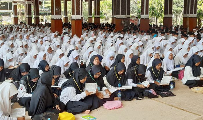 Gerakan Literasi, Ribuan Siswa di Sidoarjo Khatamkan Al Quran 114 Kali