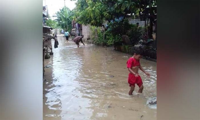 Bengawan Solo Meluap, 9 Desa di Lamongan Tergenang Bengawan Solo Meluap, 9 Desa di Lamongan Tergenang