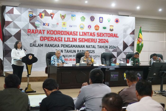 Persiapan Nataru, Pj Zanariah Beri Arahan Dalam Rakor Operasi Lilin Semeru 2024 Kota Kediri Persiapan Nataru, Pj Zanariah Beri Arahan Dalam Rakor Operasi Lilin Semeru 2024 Kota Kediri
