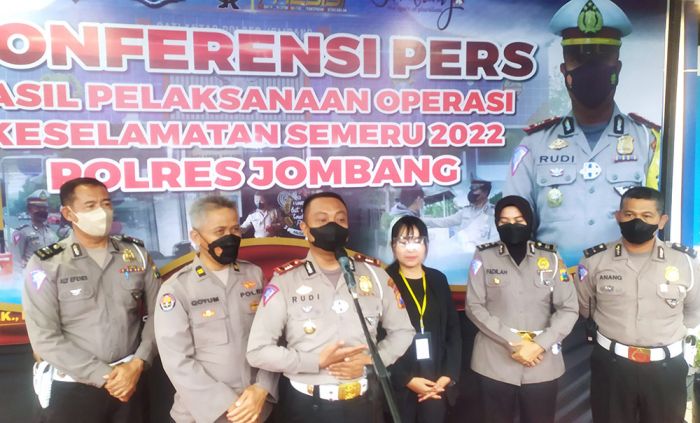 Dua Pekan Ops Keselamatan Semeru 2022, Satlantas Polres Jombang Tertibkan Ribuan Pelanggar