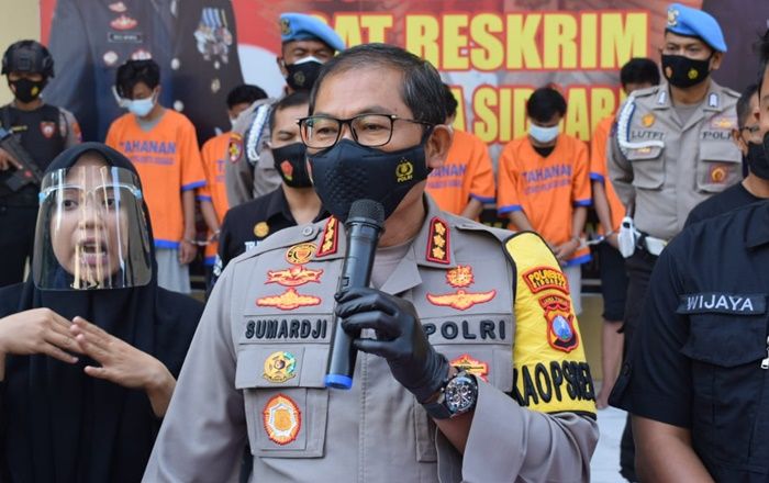 Komplit! Dua DPO Pengeroyokan TNI AL di Bungurasih Berhasil Diringkus, Salah Satunya Mantan Santri Komplit! Dua DPO Pengeroyokan TNI AL di Bungurasih Berhasil Diringkus, Salah Satunya Mantan Santri