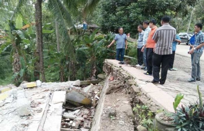 Bupati Pacitan: Waspadai Potensi Tanah Gerak dan Longsor Bupati Pacitan: Waspadai Potensi Tanah Gerak dan Longsor