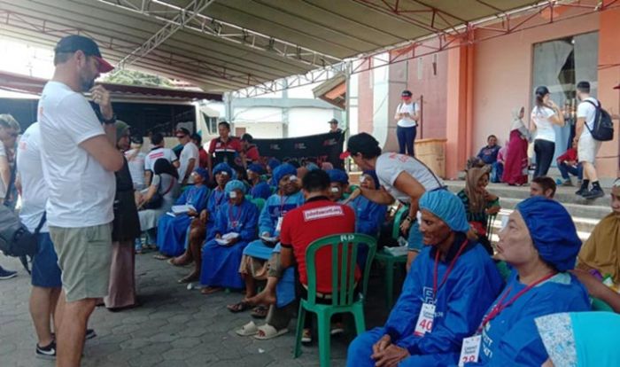 LPM Merak Situbondo Kembali Gelar Operasi Katarak Gratis LPM Merak Situbondo Kembali Gelar Operasi Katarak Gratis