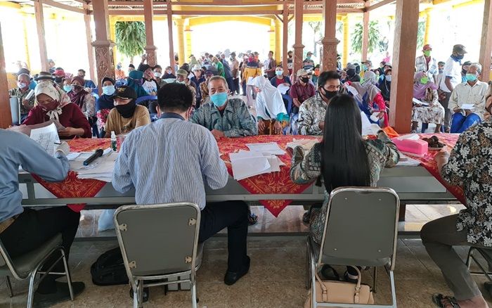 Kartu Tani BNI, Jaminan Para Petani Ngawi Dapatkan Pupuk Subsidi Kartu Tani BNI, Jaminan Para Petani Ngawi Dapatkan Pupuk Subsidi