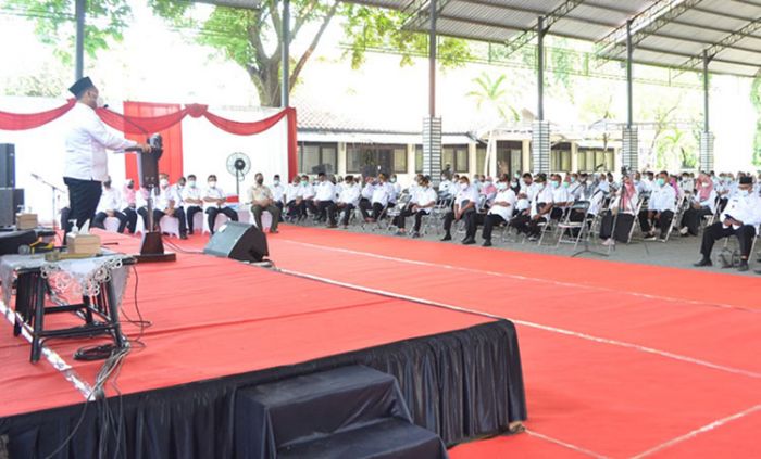 Cegah Sebaran Covid-19, Bupati Gus Yani Ajak Kades Perkuat PPKM Mikro Cegah Sebaran Covid-19, Bupati Gus Yani Ajak Kades Perkuat PPKM Mikro