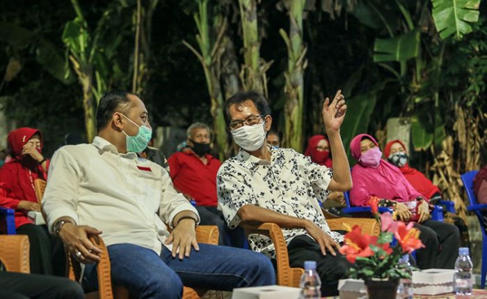 Totalitas Kembangkan Usaha Rakyat, Eri Cahyadi Siap Berdayakan UMKM dari Hulu ke Hilir Totalitas Kembangkan Usaha Rakyat, Eri Cahyadi Siap Berdayakan UMKM dari Hulu ke Hilir