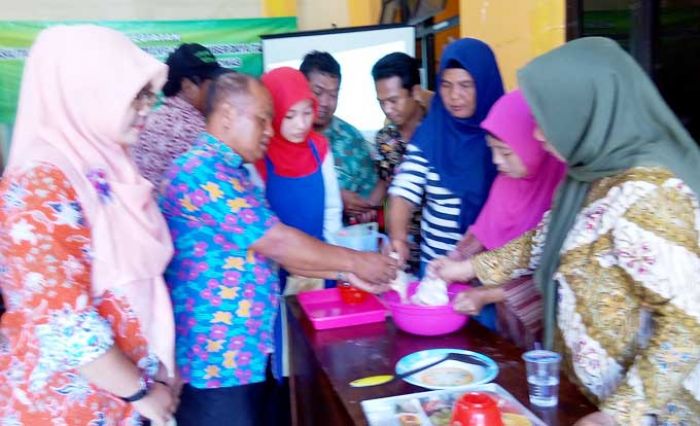 Kini Warga Sidomukti Bisa Kreasikan Tempe jadi Berbagai Aneka Makanan Olahan Kini Warga Sidomukti Bisa Kreasikan Tempe jadi Berbagai Aneka Makanan Olahan