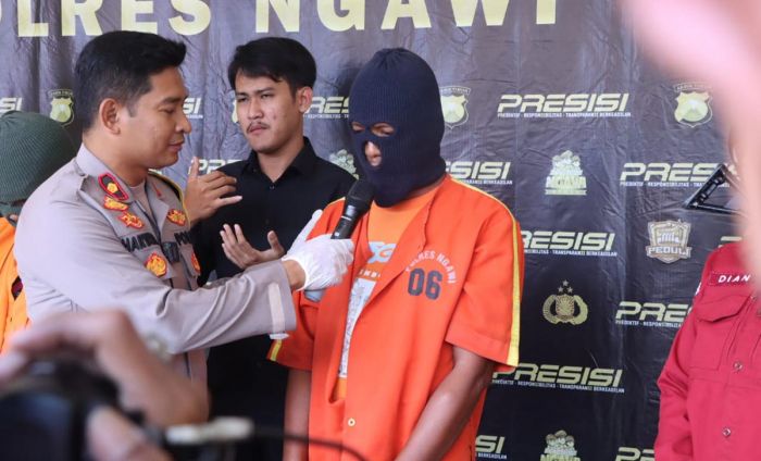 Polres Ngawi Amankan Dua Pelaku Eksibisionis, Ternyata Akibat Sering Nonton Video XXX Polres Ngawi Amankan Dua Pelaku Eksibisionis, Ternyata Akibat Sering Nonton Video XXX