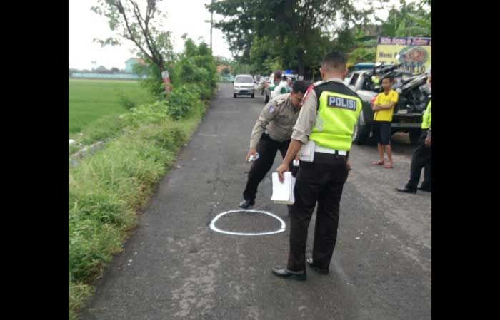 Kecelakaan di Wonoayu: Dua Motor Adu Banteng, Satu Tewas Kecelakaan di Wonoayu: Dua Motor Adu Banteng, Satu Tewas