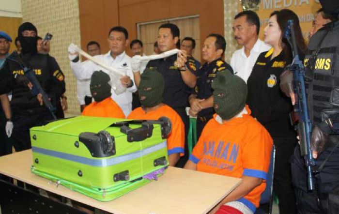 Lagi, KPPBC Juanda Berhasil Gagalkan Peneyelundupan Sabu Lewat Bandara Juanda