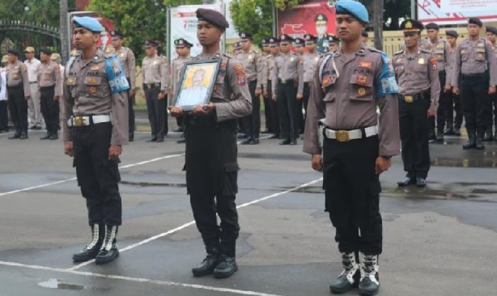 Edarkan Uang Palsu, Satu Anggota Polres Bojonegoro Dipecat Edarkan Uang Palsu, Satu Anggota Polres Bojonegoro Dipecat
