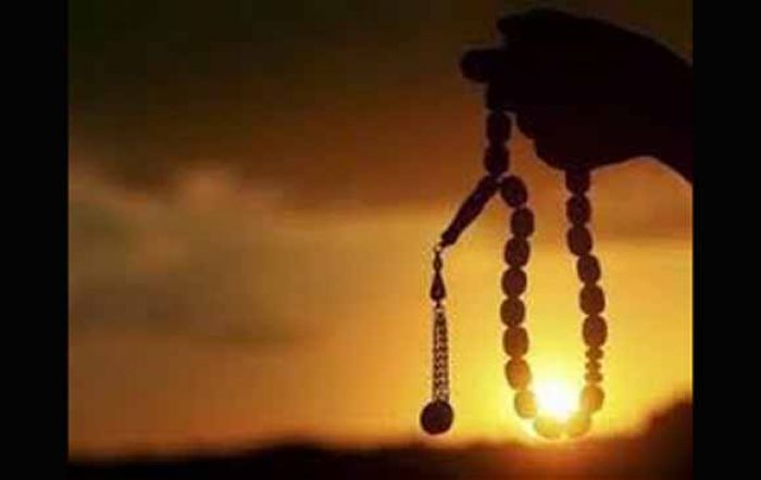 Hans Jaya, Masuk Islam setelah Dengar Suara Biji-biji Tasbih Bertatapan Hans Jaya, Masuk Islam setelah Dengar Suara Biji-biji Tasbih Bertatapan