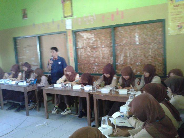 Siswa MA Salafiyah Merakurak Dilatih Jurnalistik Siswa MA Salafiyah Merakurak Dilatih Jurnalistik