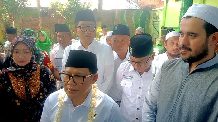 Kunjungi Probolinggo, Cak Imin Singgung Persiapan PKB Jelang Pemilu 2024 Kunjungi Probolinggo, Cak Imin Singgung Persiapan PKB Jelang Pemilu 2024