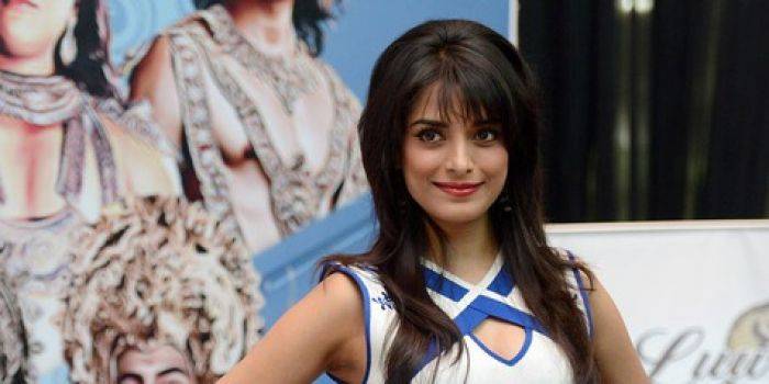 Punya 5 Suami, Pooja "Drupadi" Sharma Sempat Menolak, Tapi Lalu Menikmati Punya 5 Suami, Pooja "Drupadi" Sharma Sempat Menolak, Tapi Lalu Menikmati