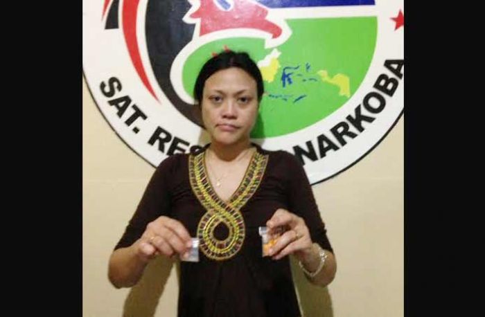 Kedapatan Bawa Sabu, Bumil Asal Buduran Sidoarjo Ditangkap Kedapatan Bawa Sabu, Bumil Asal Buduran Sidoarjo Ditangkap
