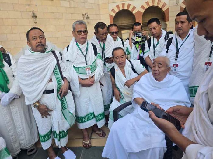 Badal Umrah 63 Korban Mushalla Al Khoziny, Kiai Asep Ulang Niat Empat Kali